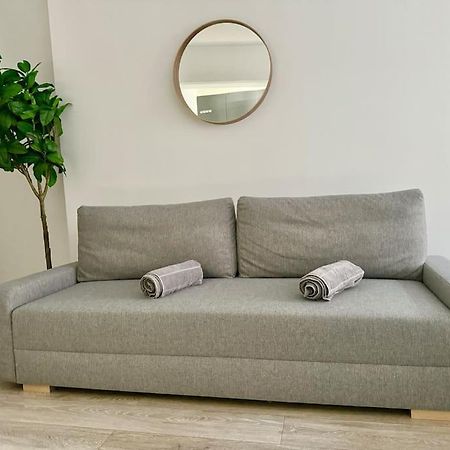 Easy Suites - Free Underground Parking Виена Екстериор снимка